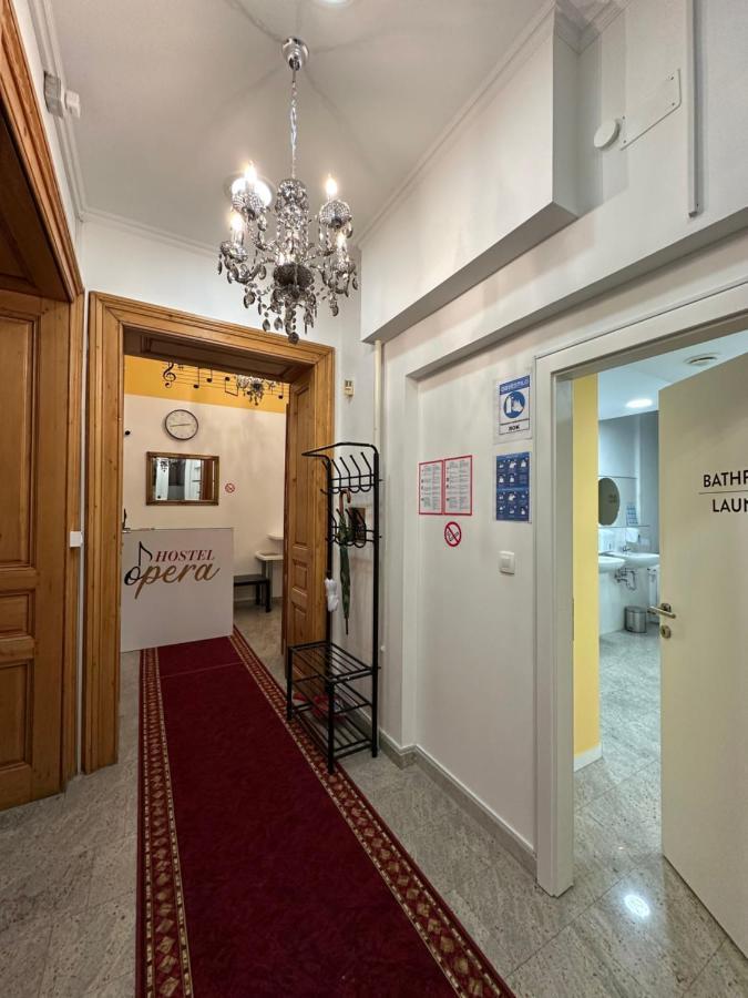 Hostel Opera Ljubljana Exterior foto